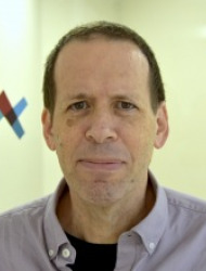 אדם לפסטיין