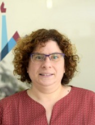 דר' נועה סקה דר' נועה סקה