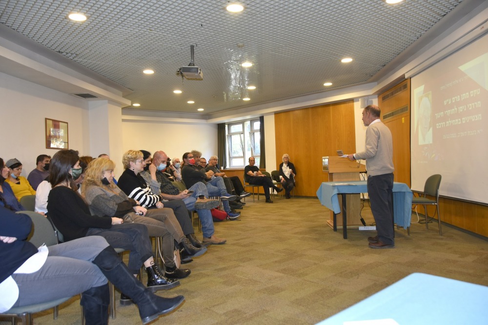 mordechai_nisan_scholarship_2020-21_3.jpg