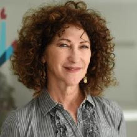 ברכות חמות לד"ר ג'וליה רסניק על זכייתה במענק של קרן GIF ברכות חמות לד"ר ג'וליה רסניק על זכייתה במענק של קרן GIF