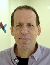 אדם לפסטיין
