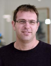 טל גלעד